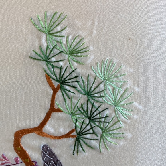 Vintage Silk Embroidery Sloth - Picture 4 of 9